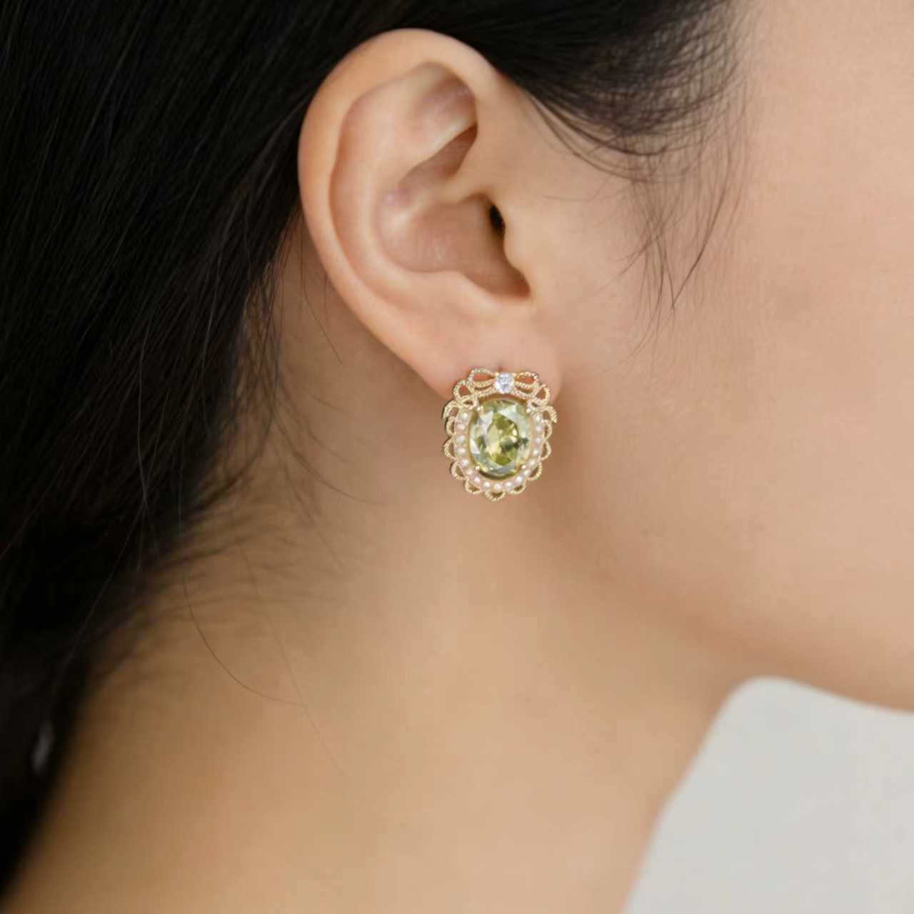 1.5ct Oval-Cut Lab-Grown Peridot Stud Earrings - Gold-Plated S925 Silver - BOCOS JEWELRY