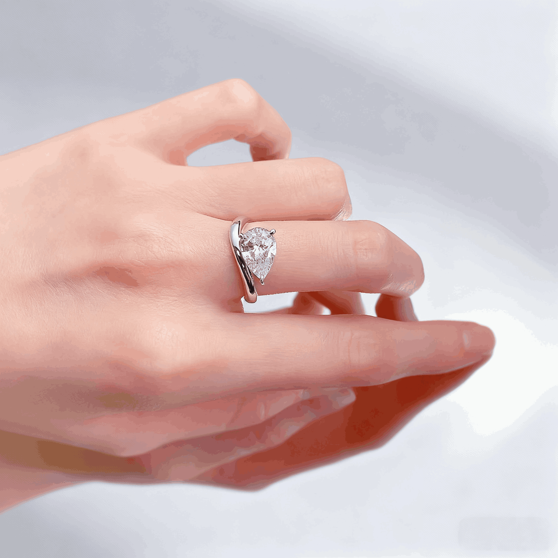 2.0CT Pear Cut Moissanite Ring in 18K Gold Plated Sterling Silver | Elegant Teardrop Engagement Ring for Women