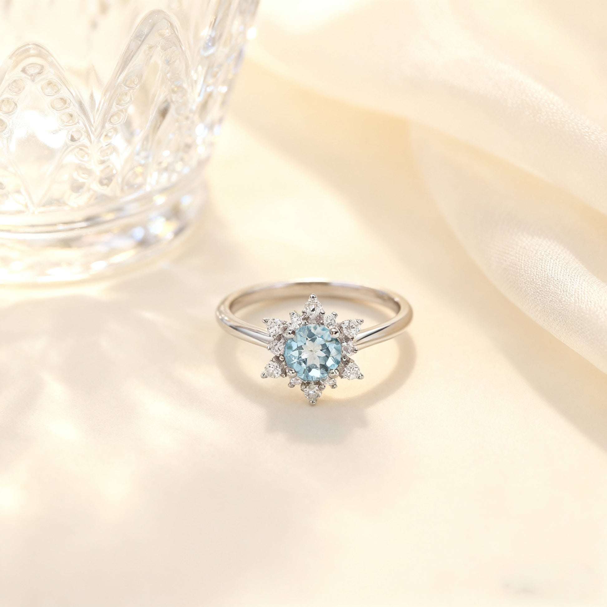 Snowflake-Shaped Lab-Grown Spinel Pendant Necklace | 925 Sterling Silver 18K Gold Plated