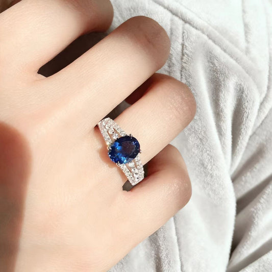 Blue Sapphire Engagement Rings: The Complete Buying Guide (2026 edition)