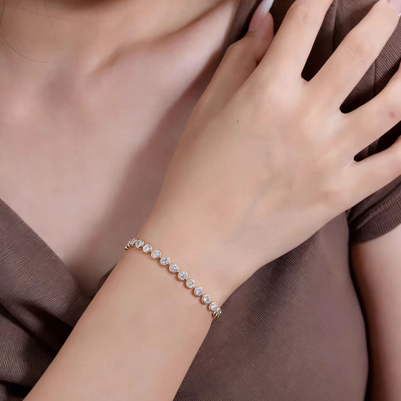 18k Gold Round-Cut Bezel Set Bubble Tennis Bracelet | BOCOS JEWELRY