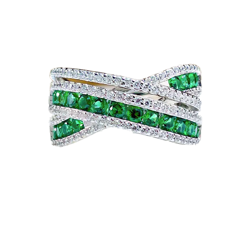Round-Cut Lab-Grown Emerald & Moissanite Bezel-Set Crisscross Ring | BOCOS JEWELRY