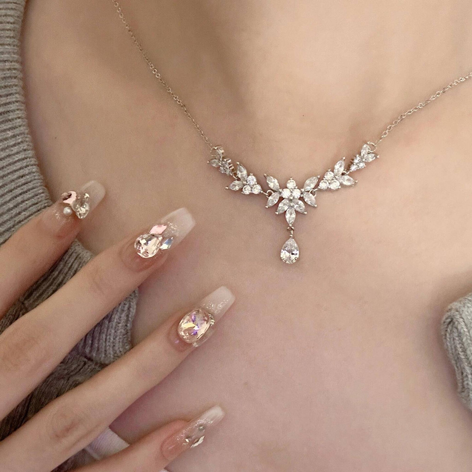 925 Silver Multi-Cut Moissanite Leaf Motif Necklace | BOCOS JEWELRY