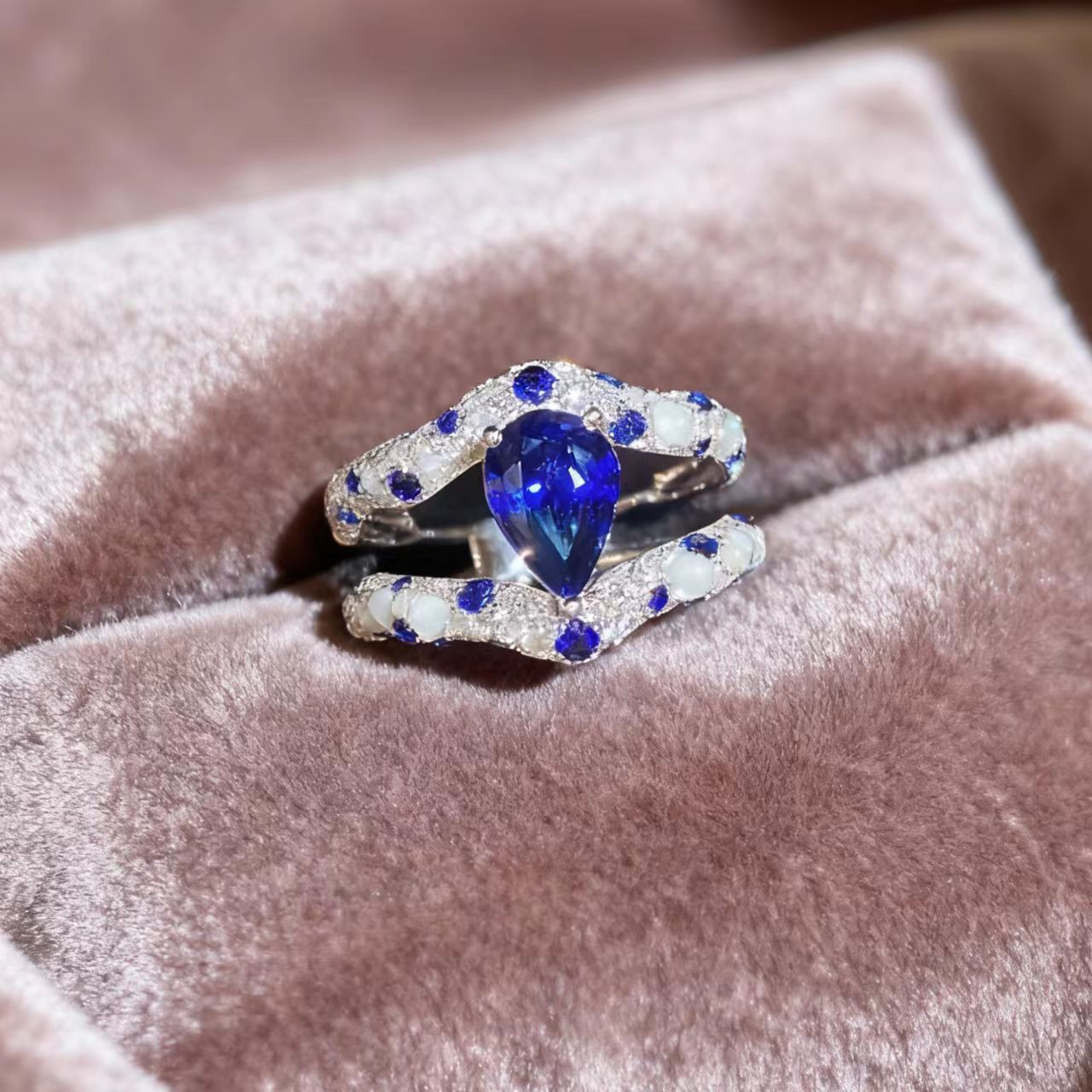 1.5ct Pear Cut Lab-Grown Blue Sapphire Ring with Moissanite | 925 Sterling Silver Platinum Plated Double-Band Ring