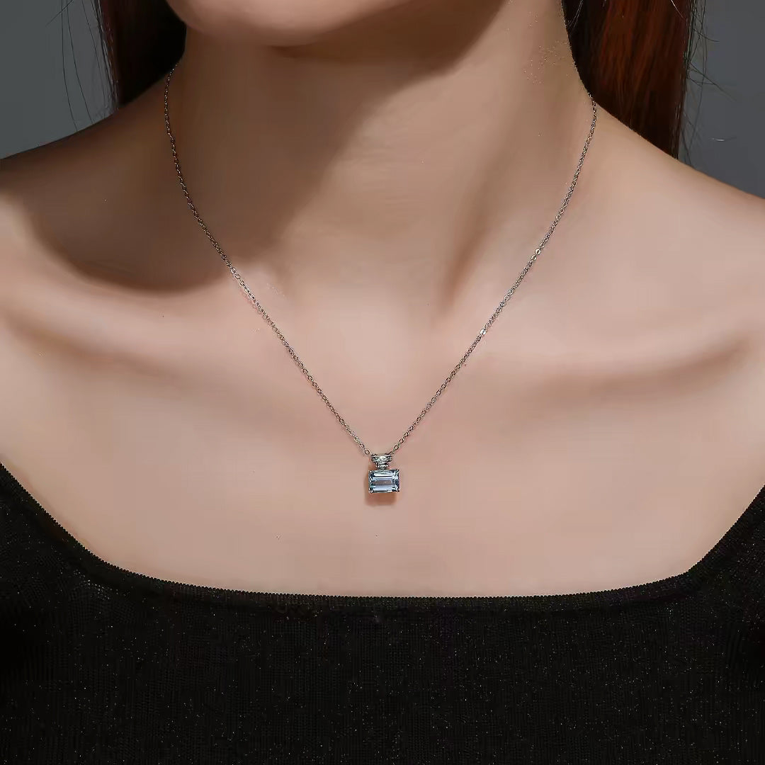 Custom Lab-Grown Diamond Perfume Bottle Pendant - 10x8mm (Emerald & Radiant Cut)